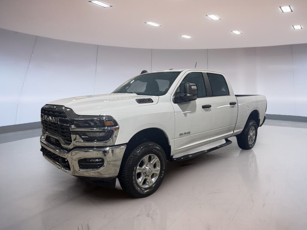 2025 RAM 2500 Big Horn Crew Cab 4WD