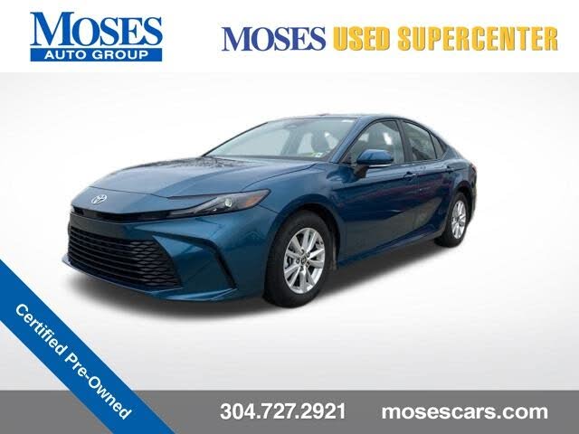 2025 Toyota Camry LE FWD