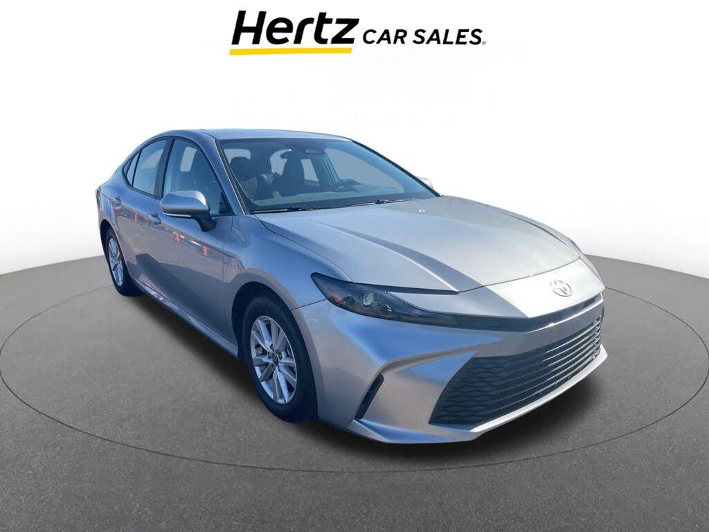 2025 Toyota Camry LE FWD