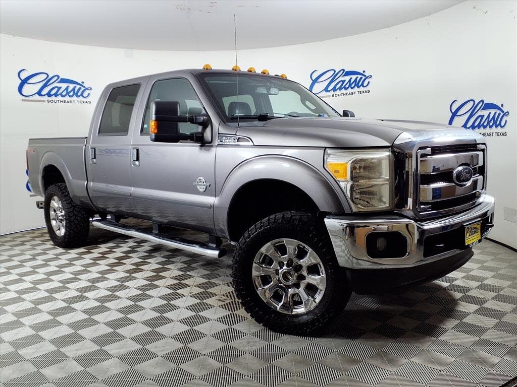 2012 Ford F-250 Super Duty Lariat Crew Cab 4WD