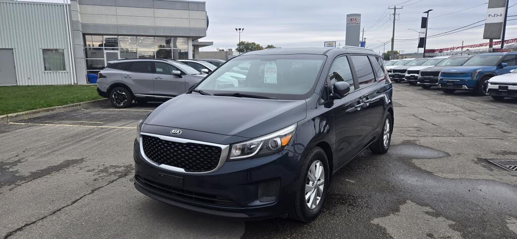 2017 Kia Sedona LX