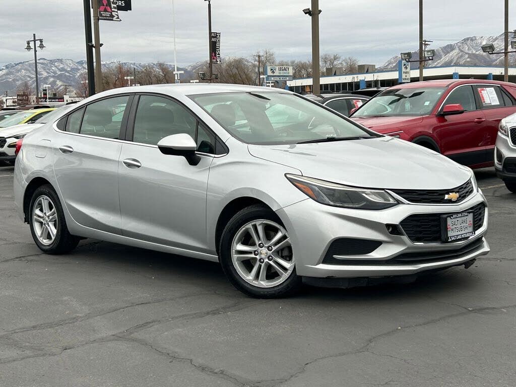 2018 Chevrolet Cruze LT Sedan FWD