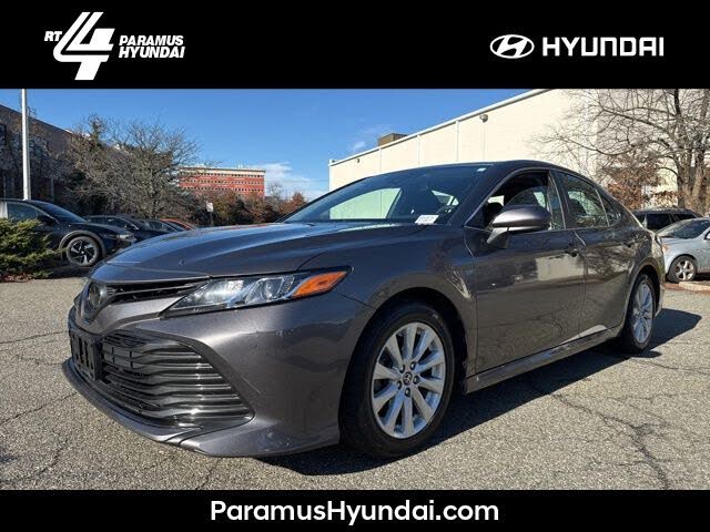 2019 Toyota Camry LE FWD