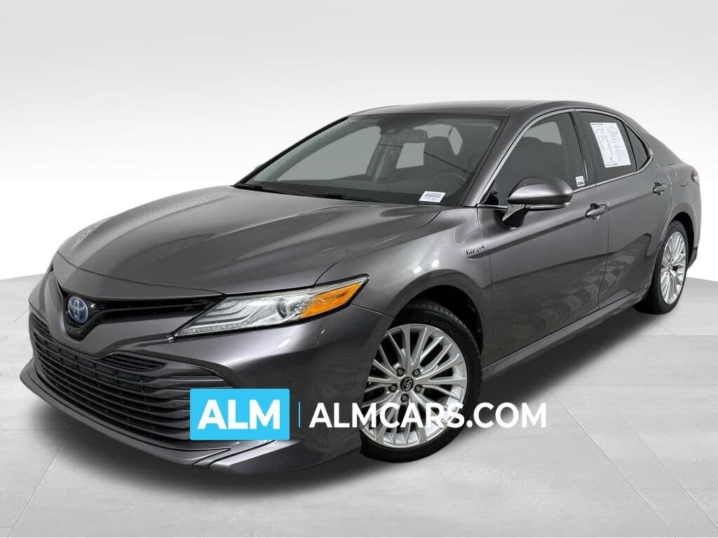 2019 Toyota Camry Hybrid XLE FWD