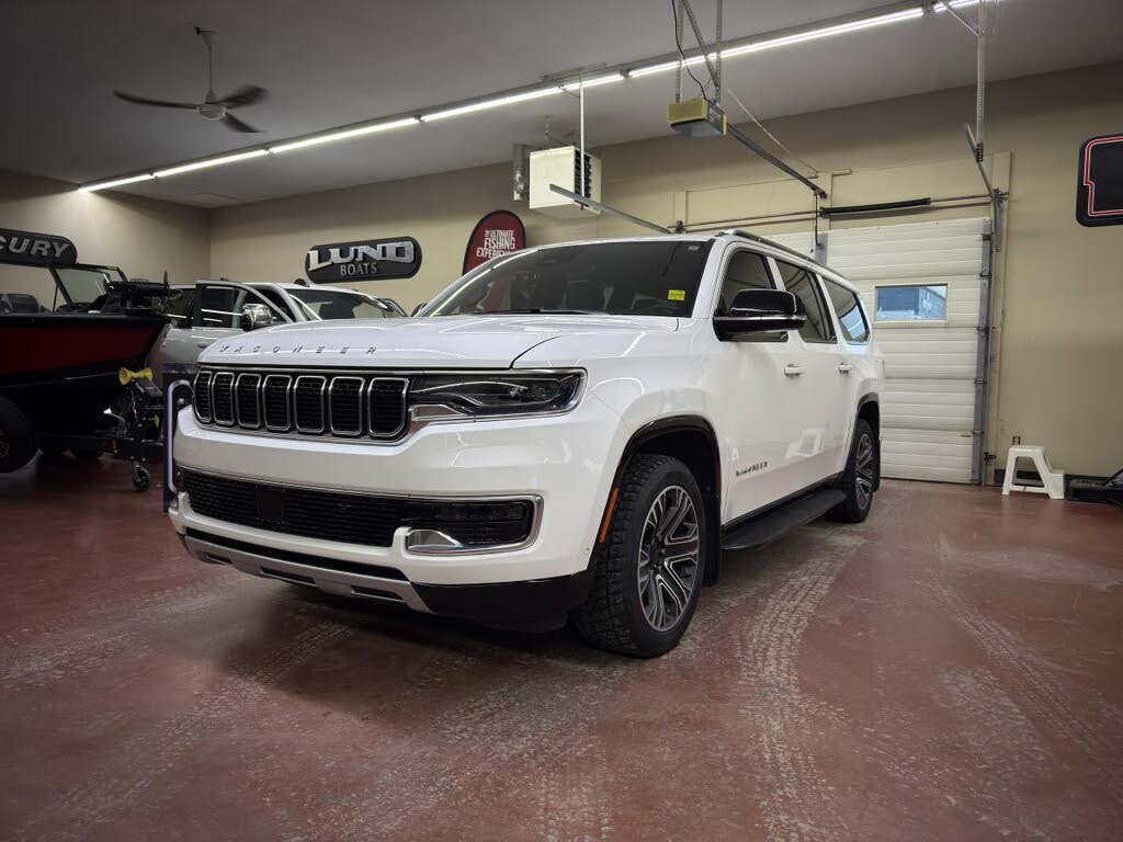 2023 Jeep Wagoneer L Series II 4WD