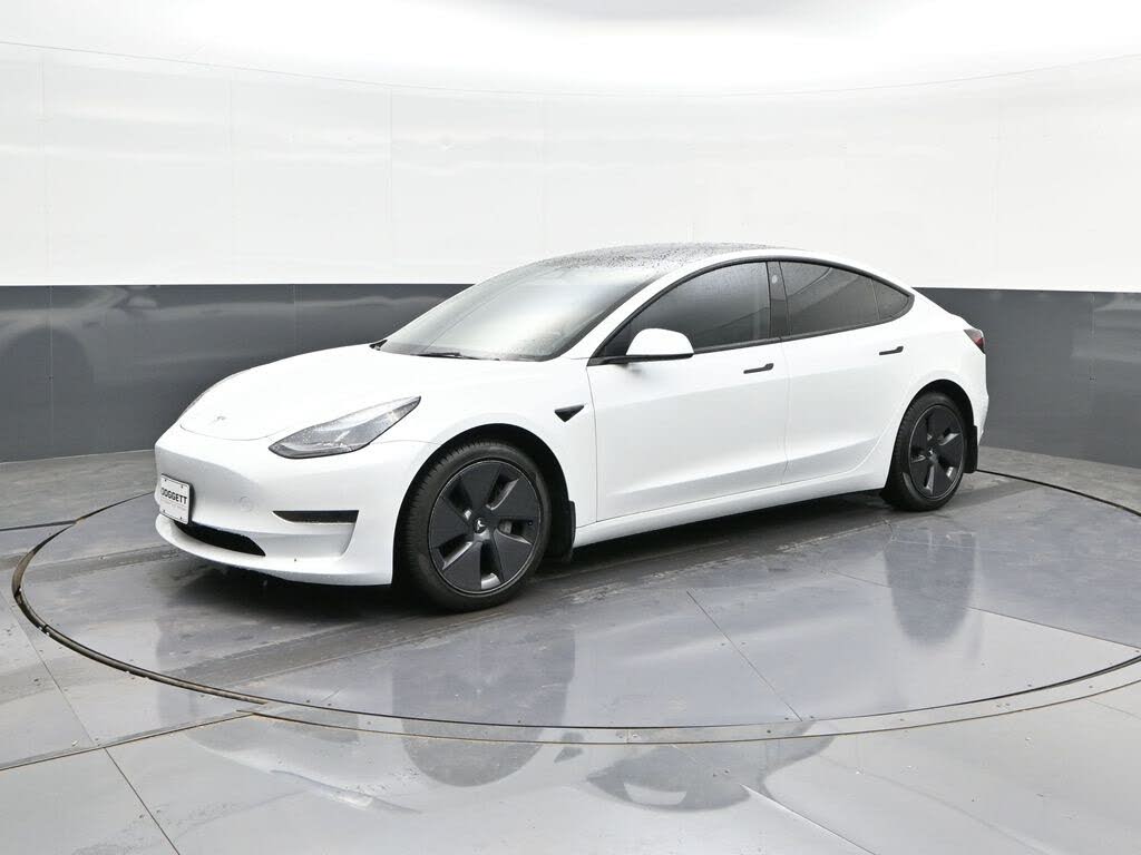 2023 Tesla Model 3 RWD