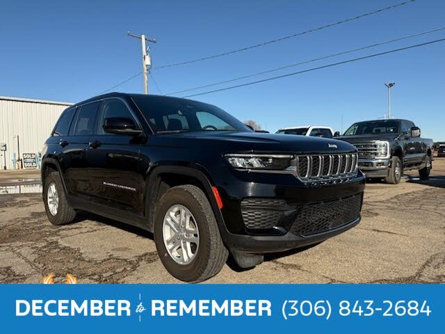 2024 Jeep Grand Cherokee Laredo 4WD