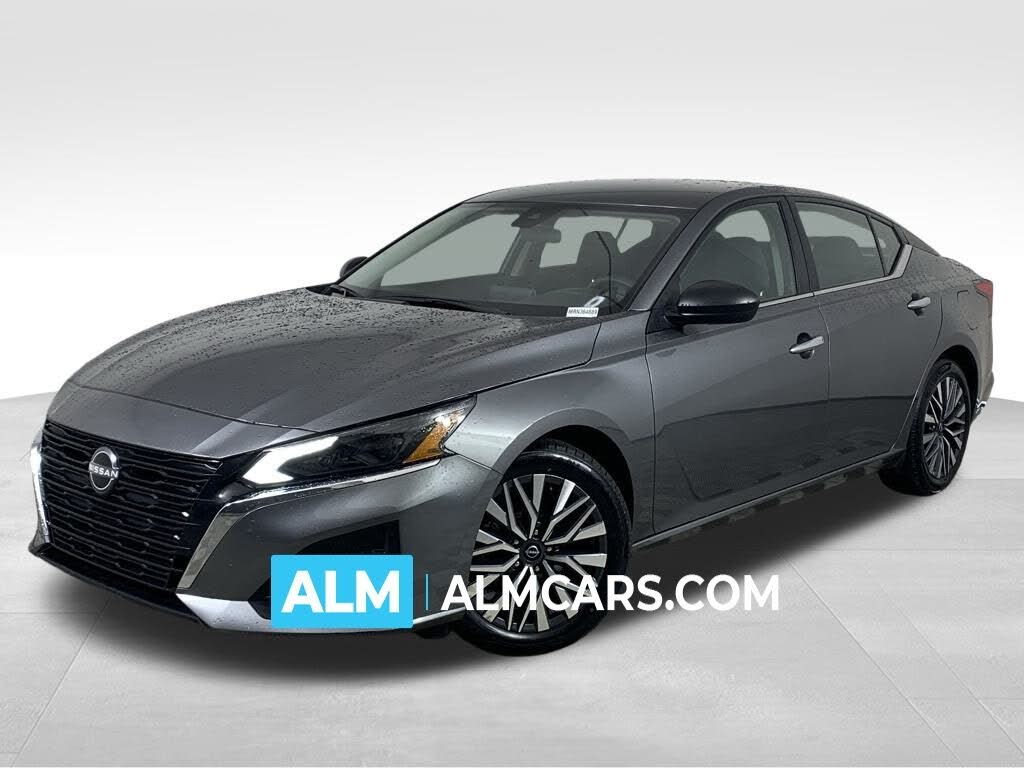 2024 Nissan Altima 2.5 SV FWD