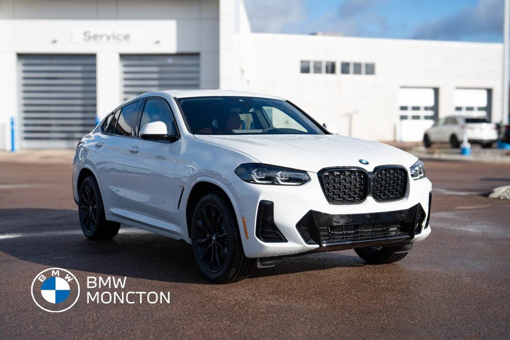 2025 BMW X4 xDrive30i