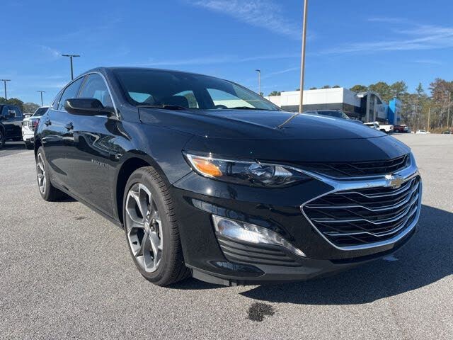 2025 Chevrolet Malibu LT with 1LT FWD