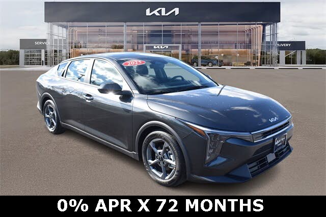 2025 Kia K4 LXS FWD