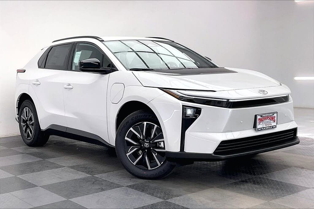 2026 Toyota bZ XLE Plus FWD