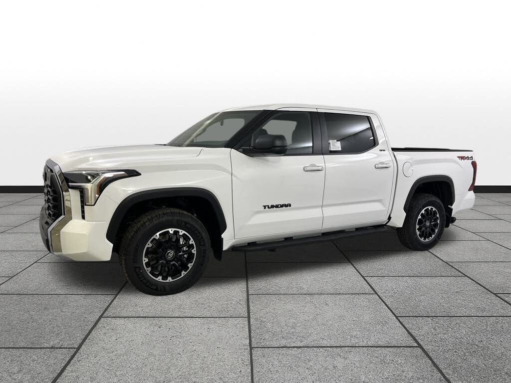 2026 Toyota Tundra SR5 CrewMax Cab 4WD