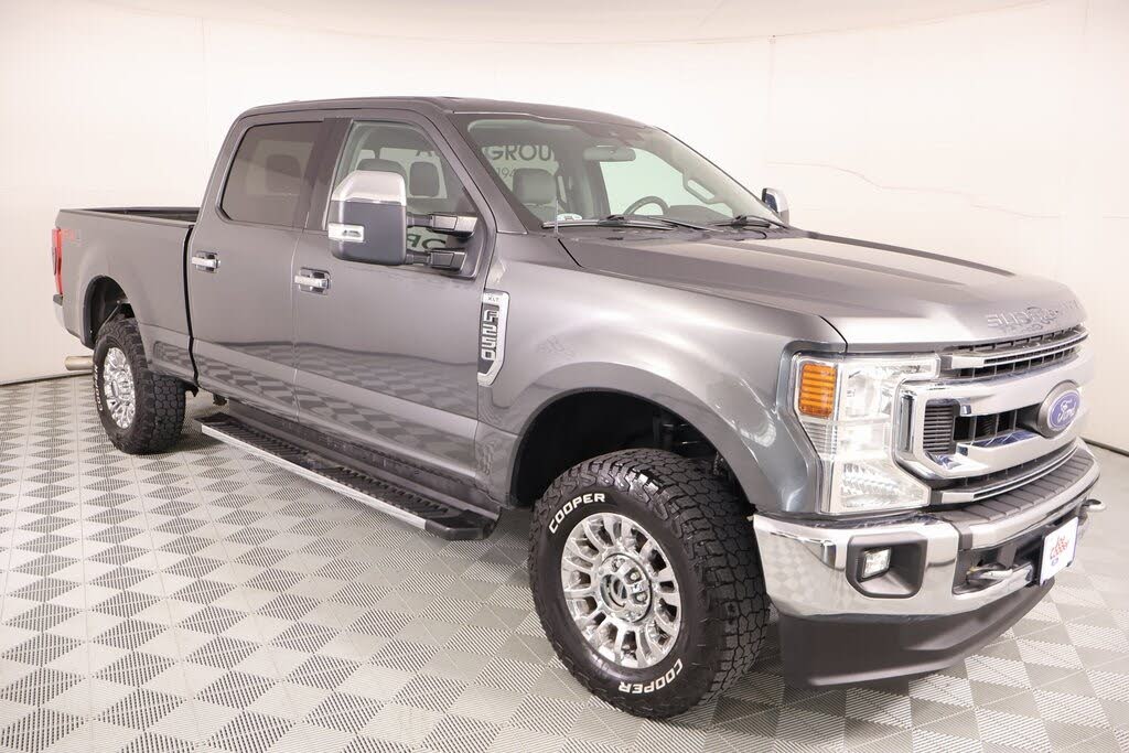 2020 Ford F-250 Super Duty XLT Crew Cab 4WD