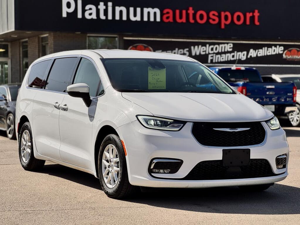 2023 Chrysler Pacifica Touring L FWD