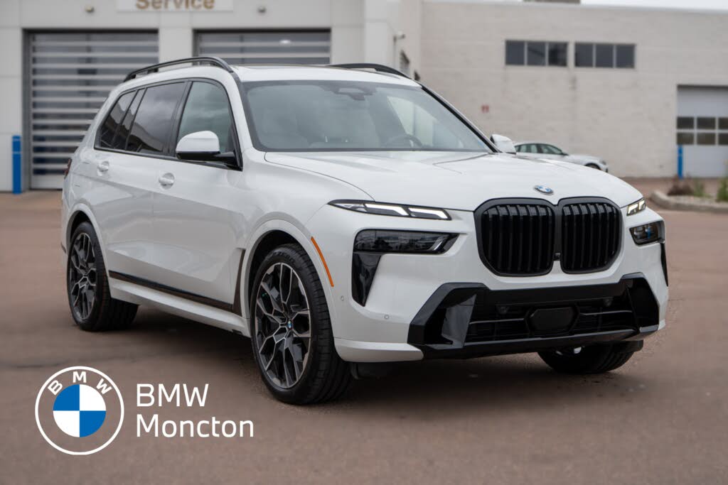 2025 BMW X7 xDrive40i AWD