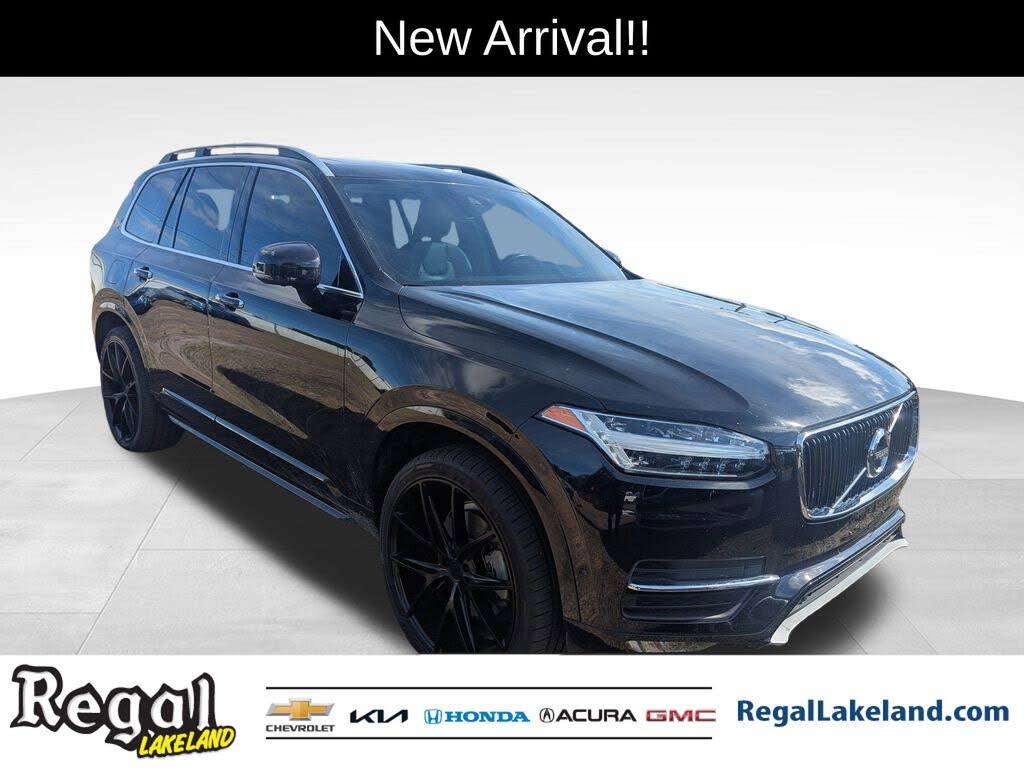 2018 Volvo XC90 T5 Momentum 7-Passenger AWD