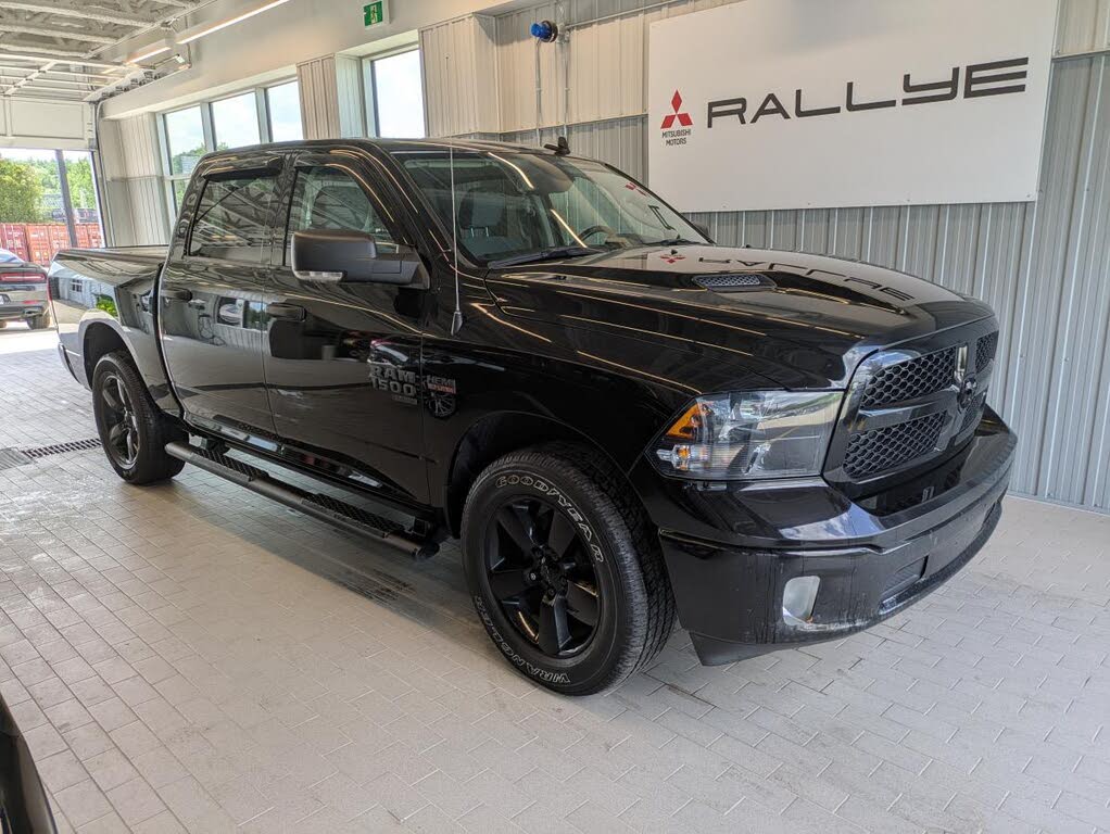 2022 RAM 1500 Classic SLT Crew Cab 4WD