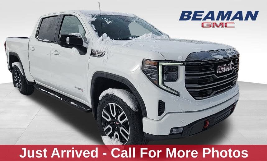 2023 GMC Sierra 1500 AT4 Crew Cab 4WD