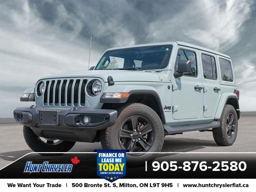 2023 Jeep Wrangler Sahara Altitude 4-Door 4WD