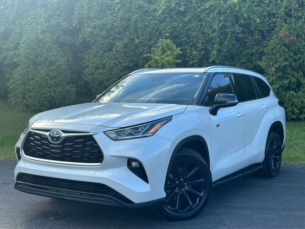 2023 Toyota Highlander Limited FWD