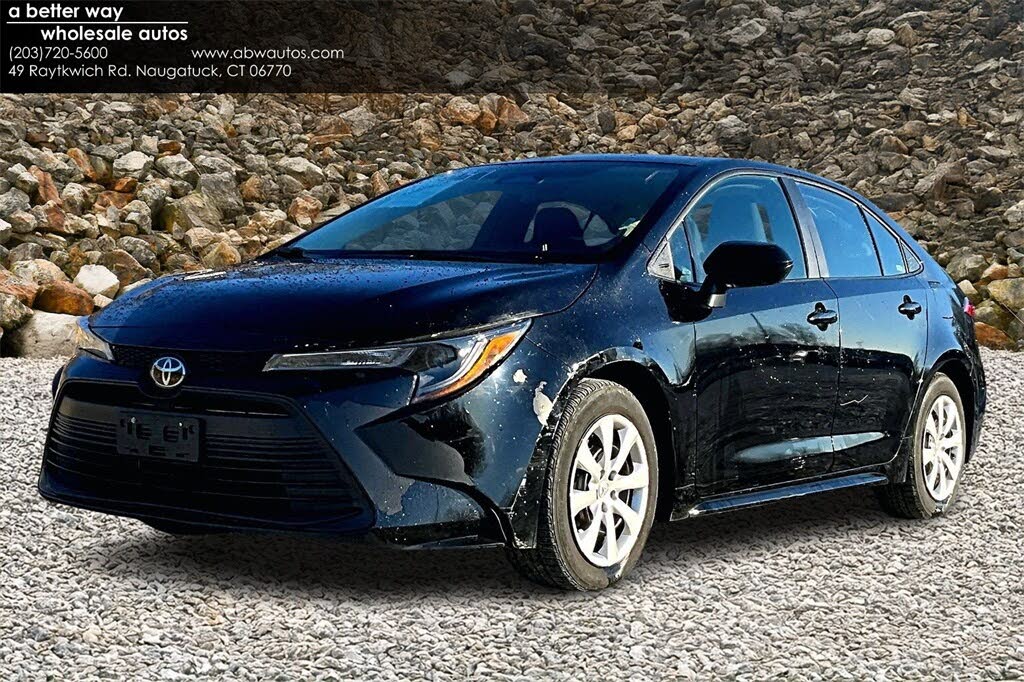 2024 Toyota Corolla LE FWD