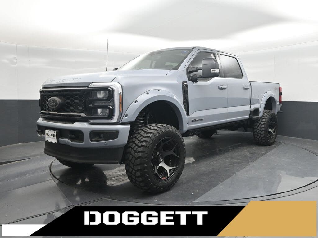 2025 Ford F-250 Super Duty Lariat Crew Cab 4WD