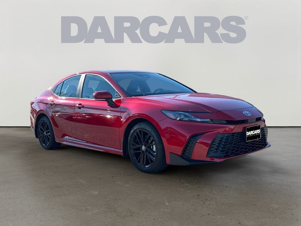 2025 Toyota Camry SE FWD