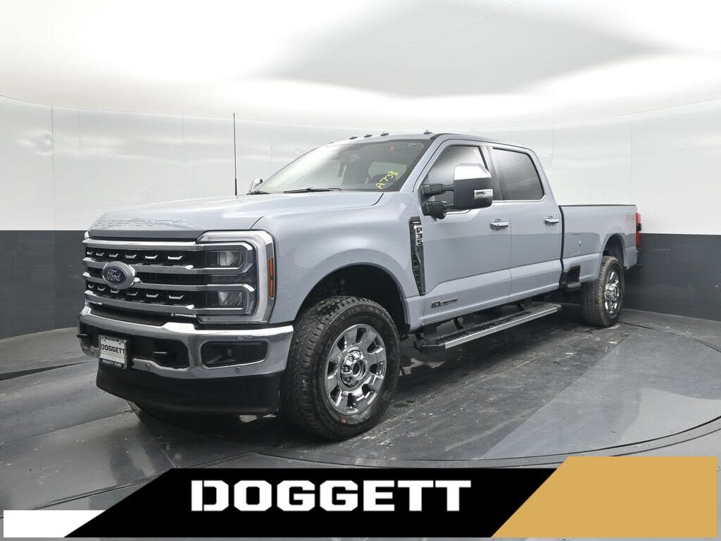 2026 Ford F-350 Super Duty Lariat Crew Cab 4WD