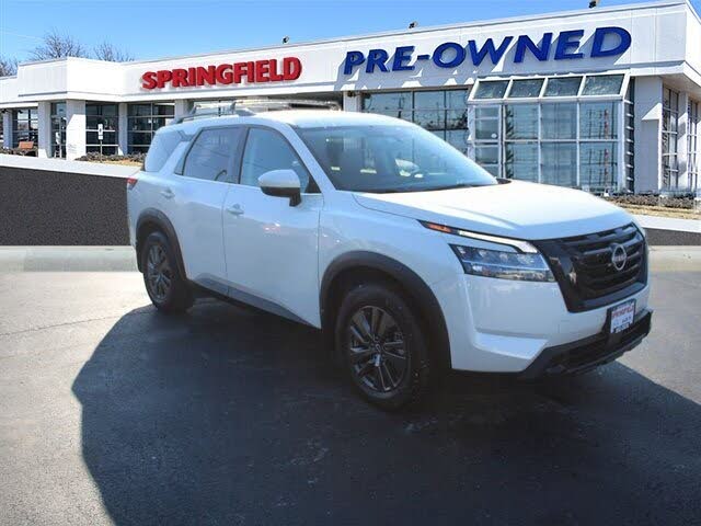 2022 Nissan Pathfinder SV FWD