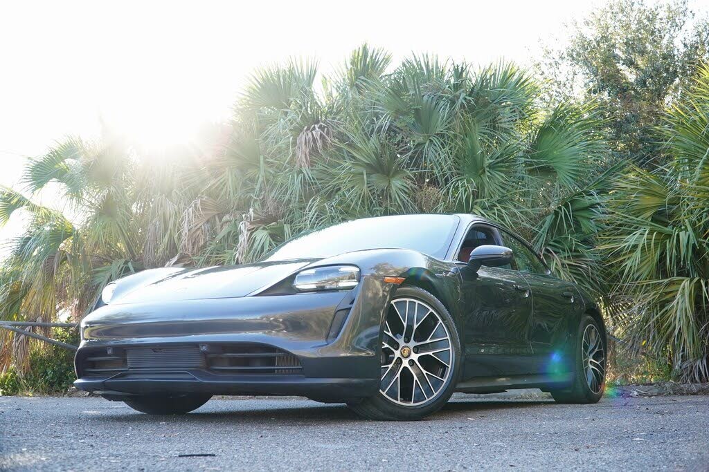 2022 Porsche Taycan Sedan RWD