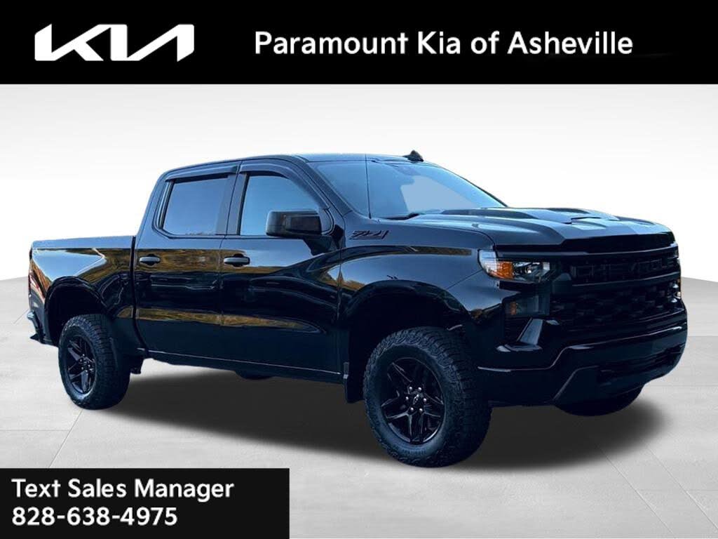 2024 Chevrolet Silverado 1500 Custom Trail Boss Crew Cab 4WD