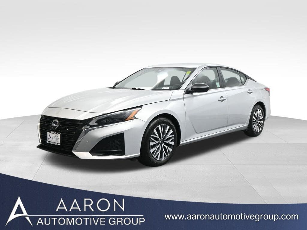 2024 Nissan Altima 2.5 SV FWD