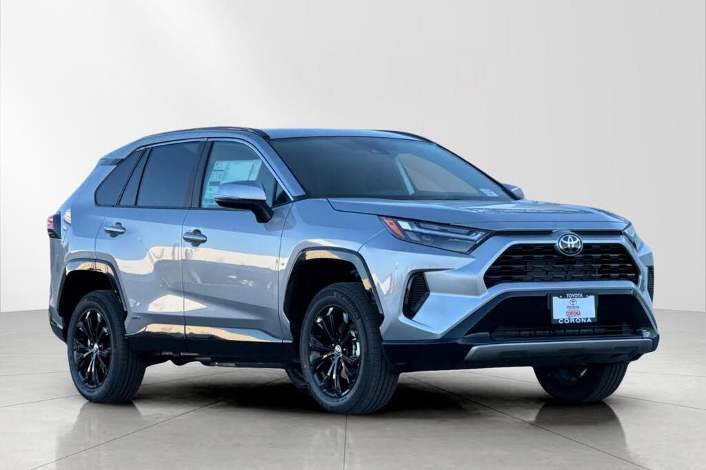 2025 Toyota RAV4 Hybrid SE AWD