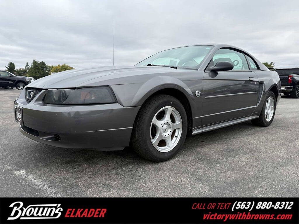 2004 Ford Mustang Coupe RWD