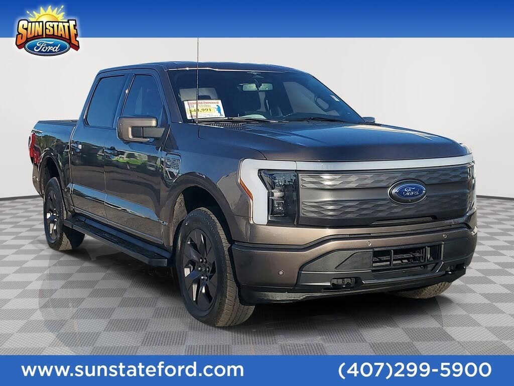 2023 Ford F-150 Lightning Lariat SuperCrew AWD