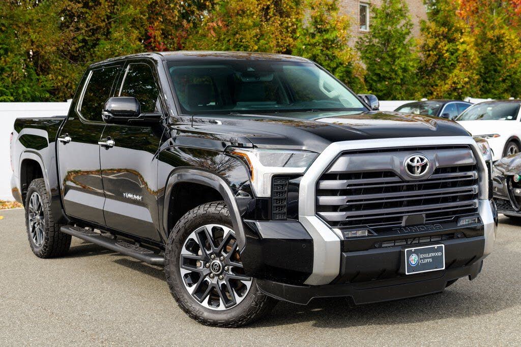 2023 Toyota Tundra Limited CrewMax Cab 4WD