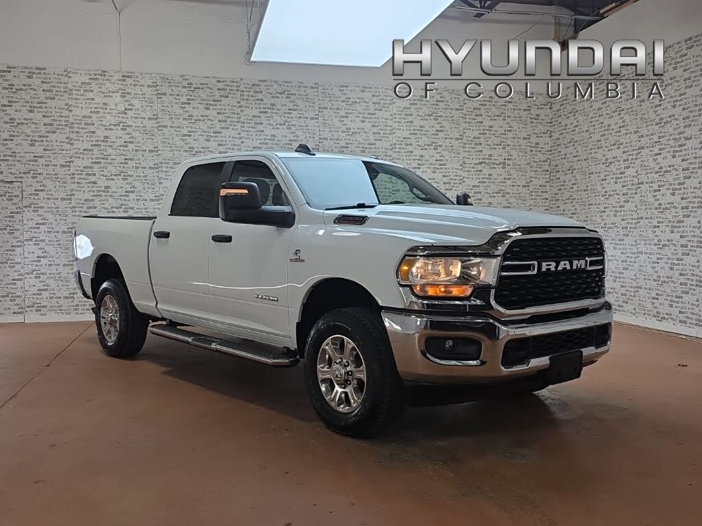 2024 RAM 2500 Big Horn Crew Cab 4WD