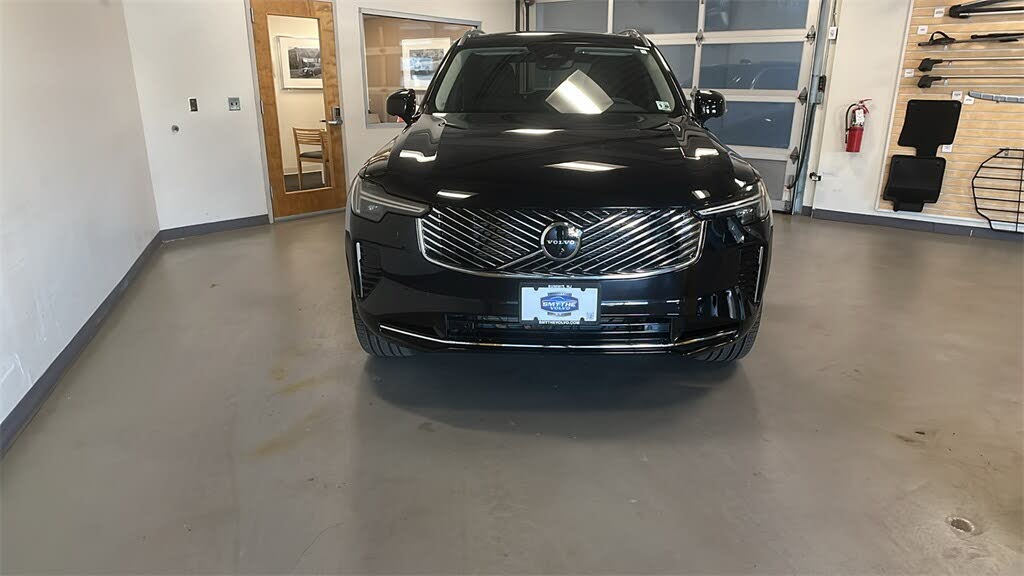 2026 Volvo XC90 B6 Plus 7-Passenger AWD