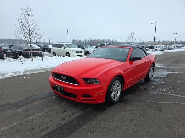 2014 Ford Mustang V6 Convertible RWD