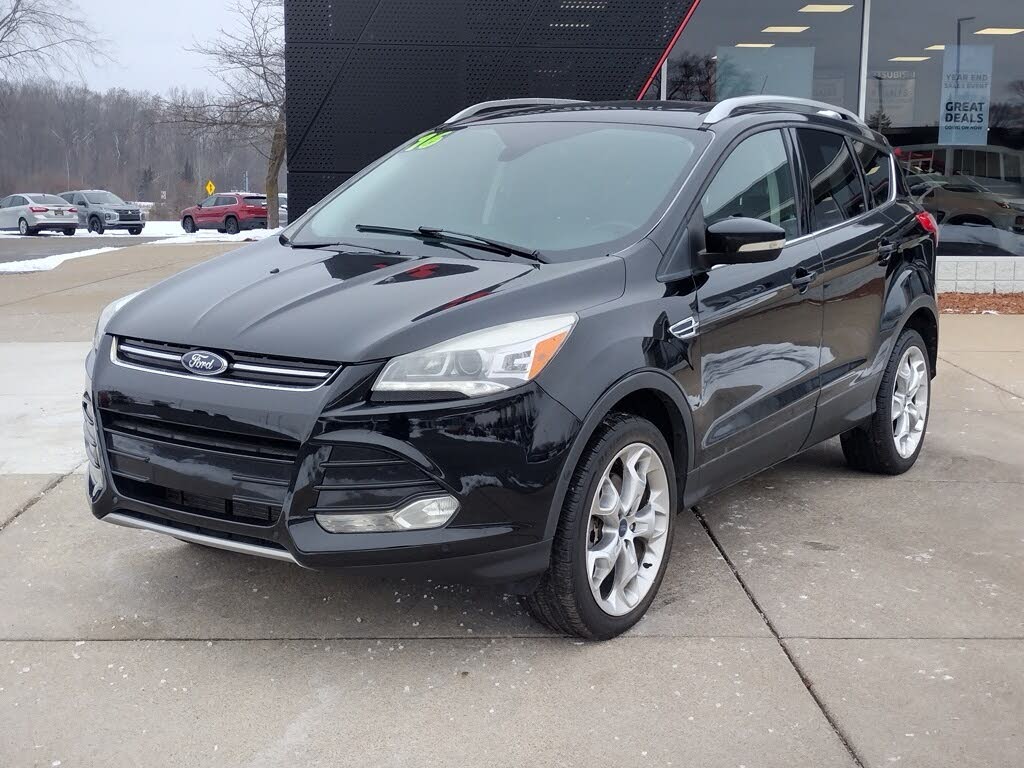 2016 Ford Escape Titanium FWD
