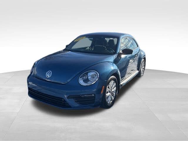 2018 Volkswagen Beetle 2.0T S Hatchback FWD