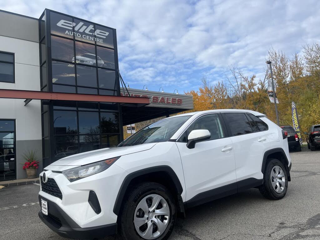 2023 Toyota RAV4 LE AWD