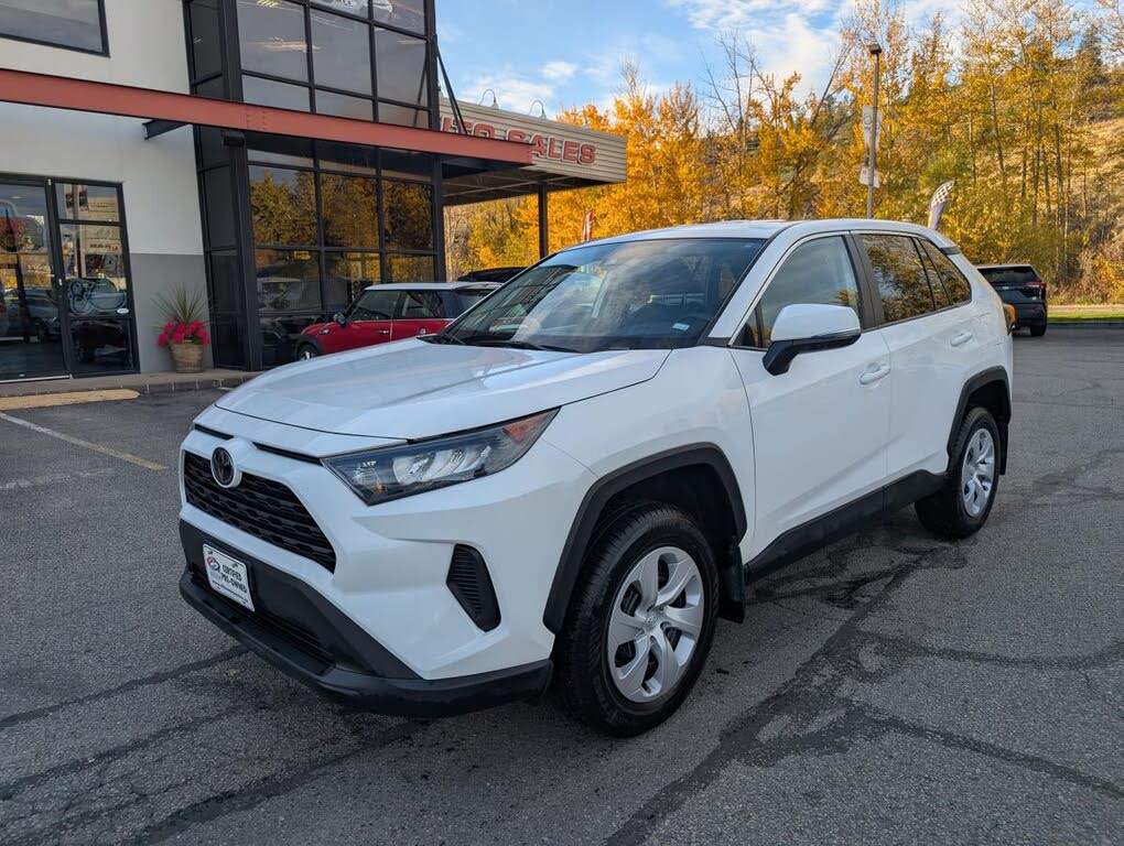 2024 Toyota RAV4 LE AWD