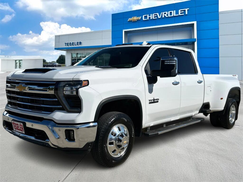 2025 Chevrolet Silverado 3500HD LTZ Crew Cab 4WD