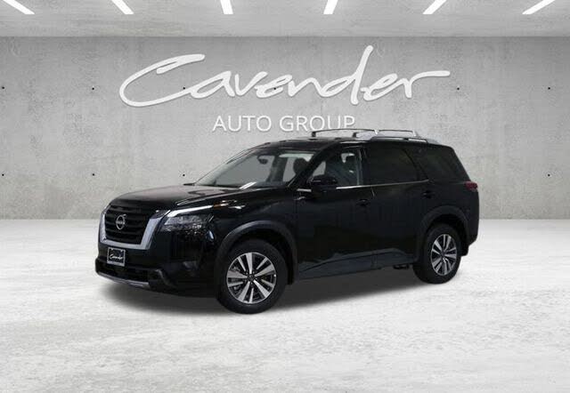 2025 Nissan Pathfinder SL FWD