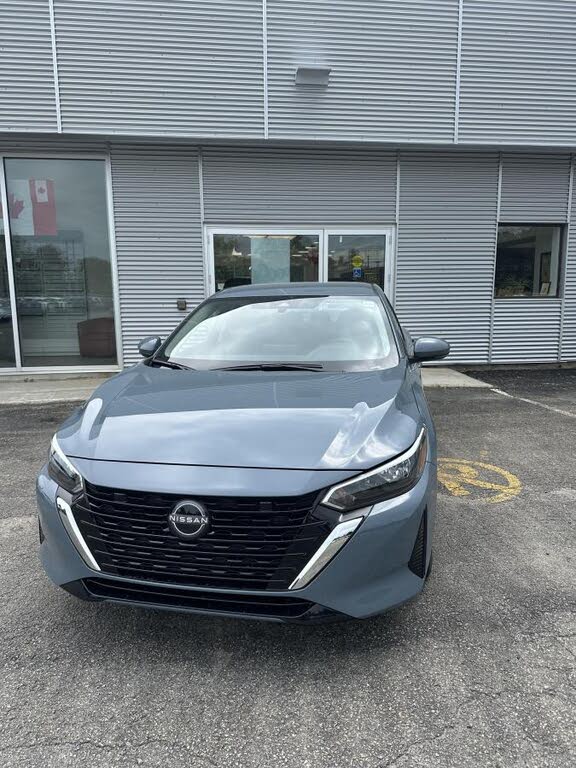 2025 Nissan Sentra SV FWD