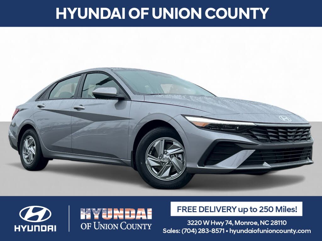 2026 Hyundai Elantra SE FWD