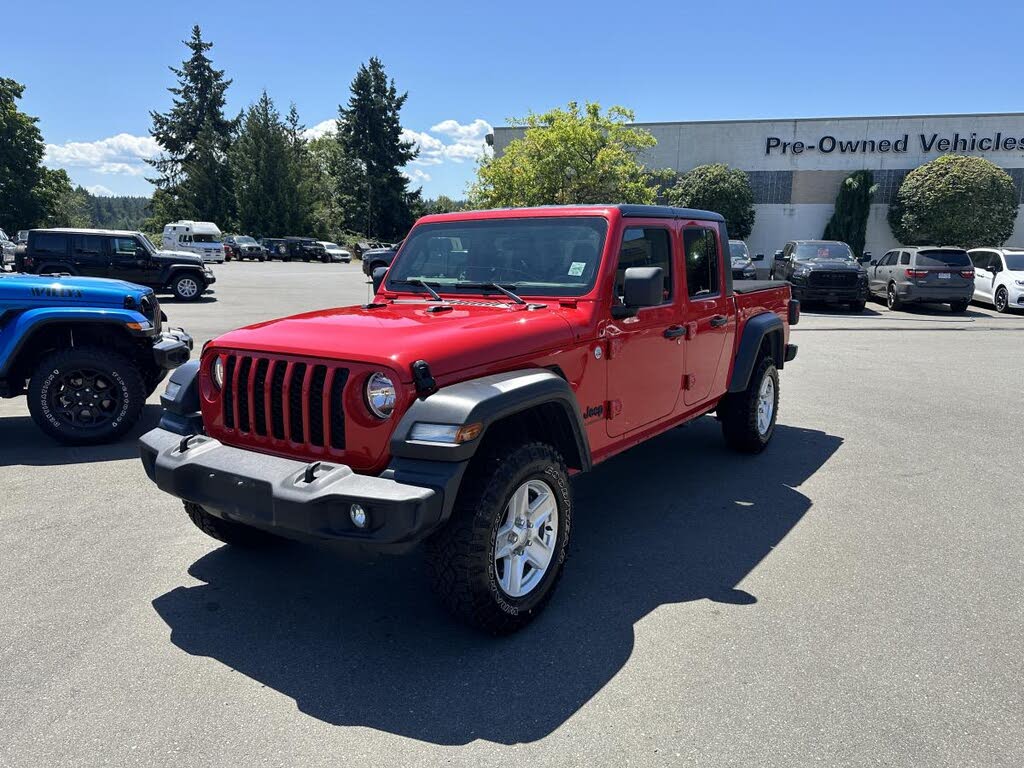 2020 Jeep Gladiator Sport S Crew Cab 4WD