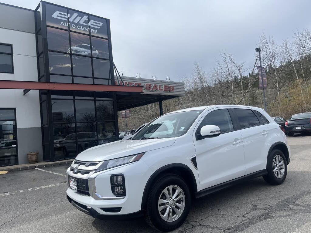 2021 Mitsubishi RVR SE AWC